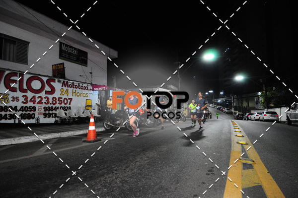Buy your photos of the eventPA Rock Run - Corrida Noturna on Fotop