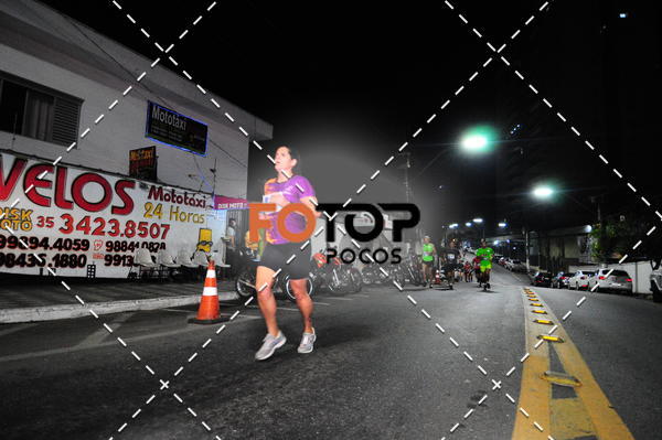 Buy your photos of the eventPA Rock Run - Corrida Noturna on Fotop