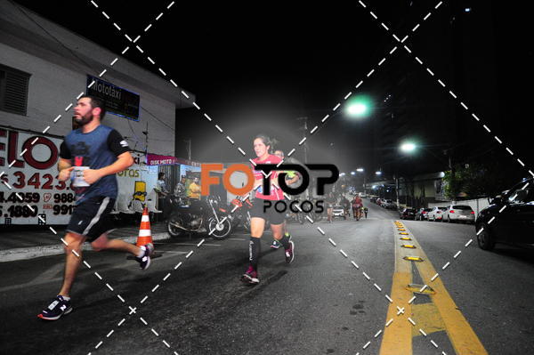 Buy your photos of the eventPA Rock Run - Corrida Noturna on Fotop