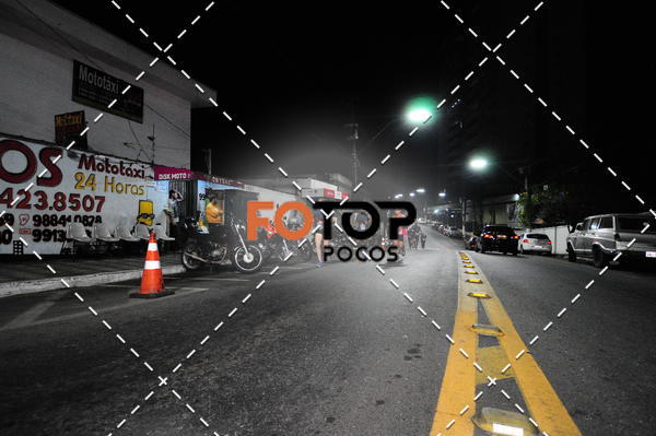 Buy your photos of the eventPA Rock Run - Corrida Noturna on Fotop