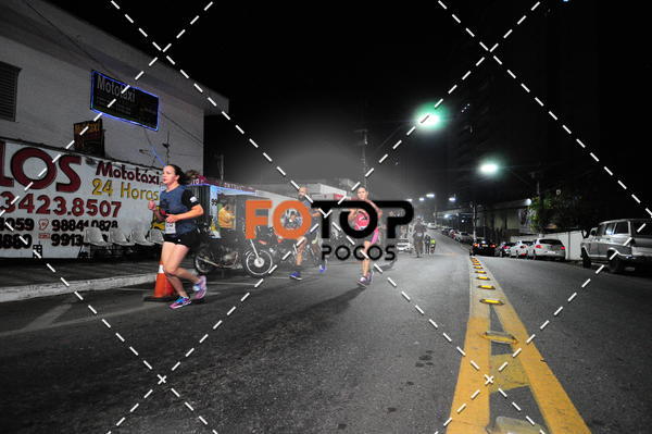 Buy your photos of the eventPA Rock Run - Corrida Noturna on Fotop