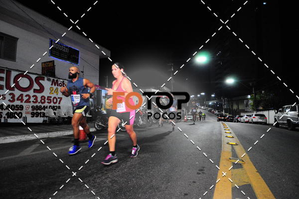 Buy your photos of the eventPA Rock Run - Corrida Noturna on Fotop