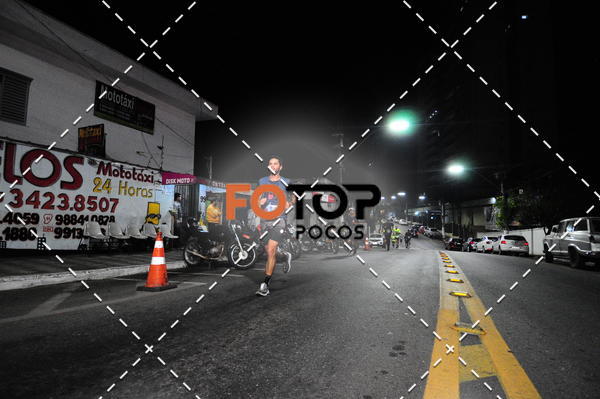 Buy your photos of the eventPA Rock Run - Corrida Noturna on Fotop