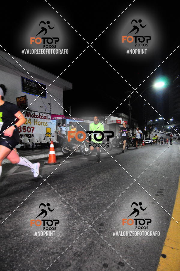 Buy your photos of the eventPA Rock Run - Corrida Noturna on Fotop