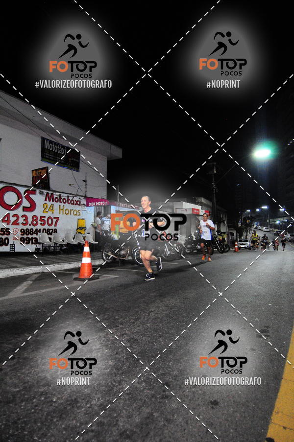 Buy your photos of the eventPA Rock Run - Corrida Noturna on Fotop