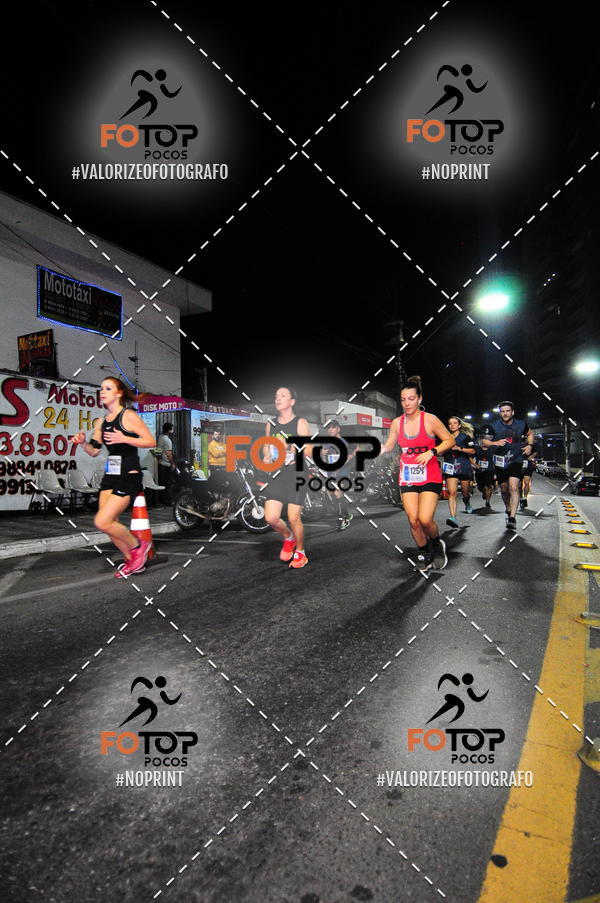 Buy your photos of the eventPA Rock Run - Corrida Noturna on Fotop