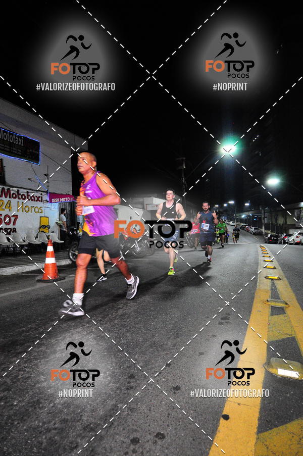 Buy your photos of the eventPA Rock Run - Corrida Noturna on Fotop