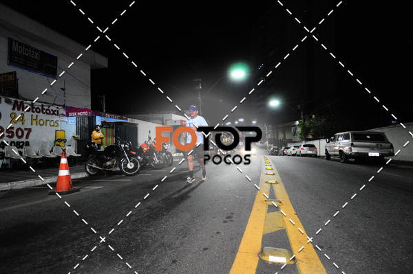 Buy your photos of the eventPA Rock Run - Corrida Noturna on Fotop