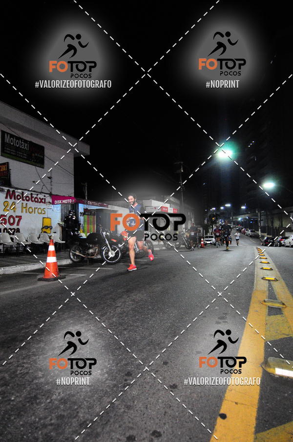 Buy your photos of the eventPA Rock Run - Corrida Noturna on Fotop