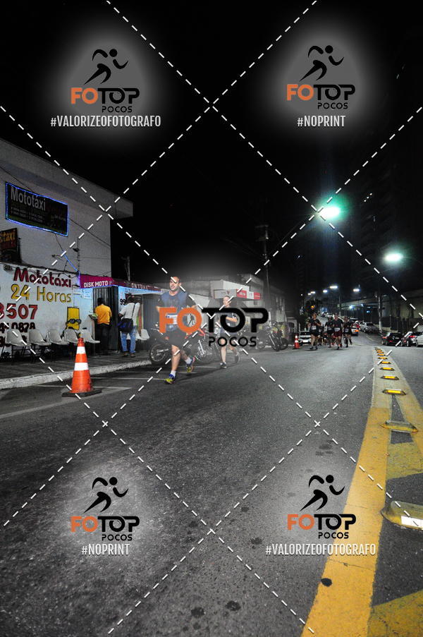 Buy your photos of the eventPA Rock Run - Corrida Noturna on Fotop