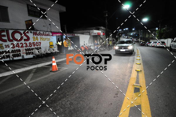 Buy your photos of the eventPA Rock Run - Corrida Noturna on Fotop