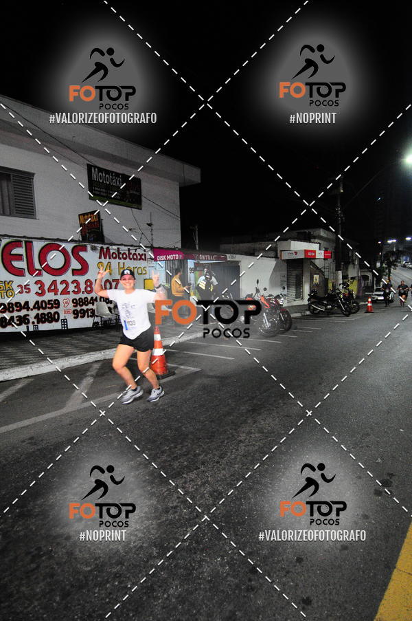 Buy your photos of the eventPA Rock Run - Corrida Noturna on Fotop