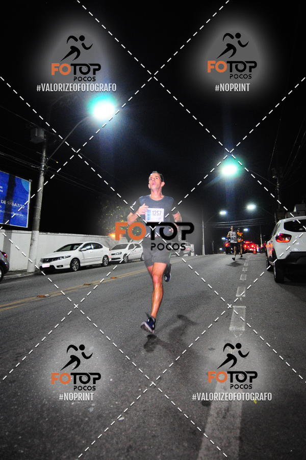 Buy your photos of the eventPA Rock Run - Corrida Noturna on Fotop