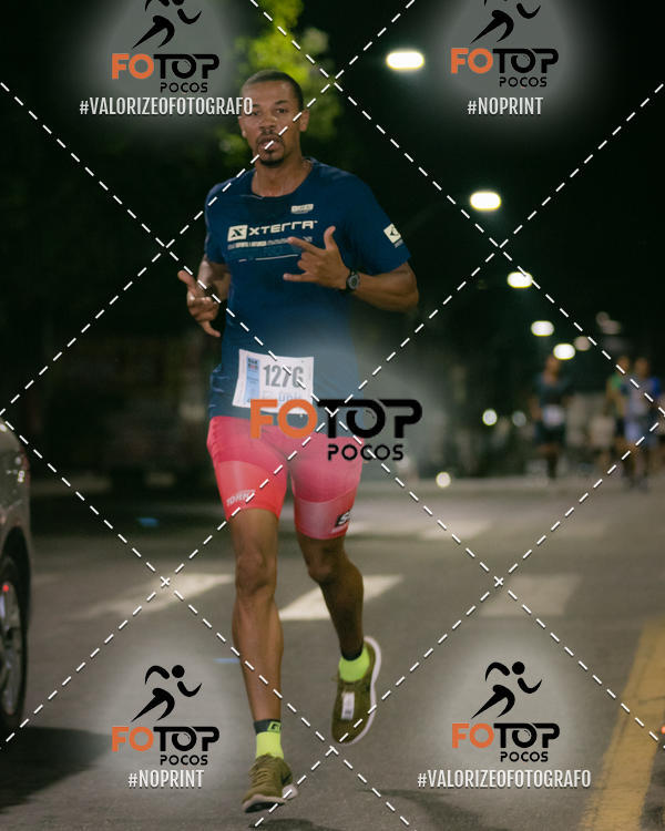 Buy your photos of the eventPA Rock Run - Corrida Noturna on Fotop