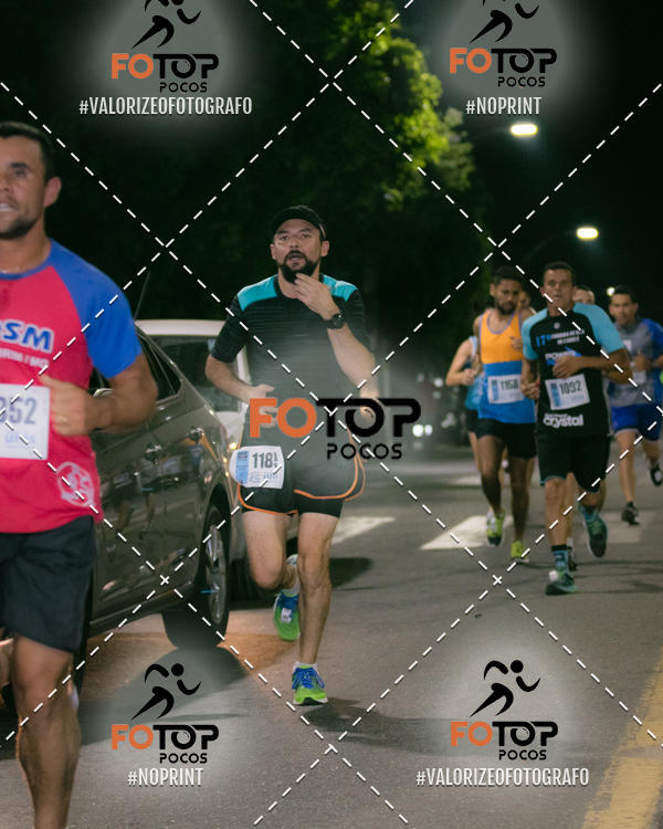 Buy your photos of the eventPA Rock Run - Corrida Noturna on Fotop