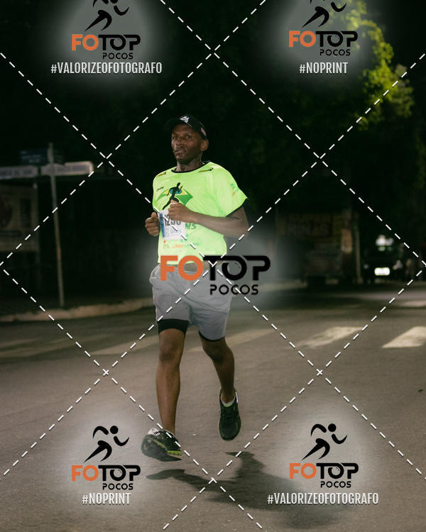 Buy your photos of the eventPA Rock Run - Corrida Noturna on Fotop