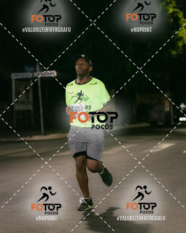 Buy your photos of the eventPA Rock Run - Corrida Noturna on Fotop