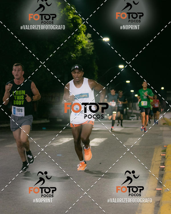 Buy your photos of the eventPA Rock Run - Corrida Noturna on Fotop