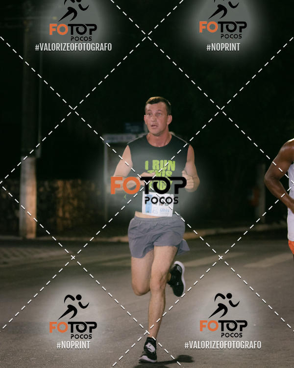 Buy your photos of the eventPA Rock Run - Corrida Noturna on Fotop