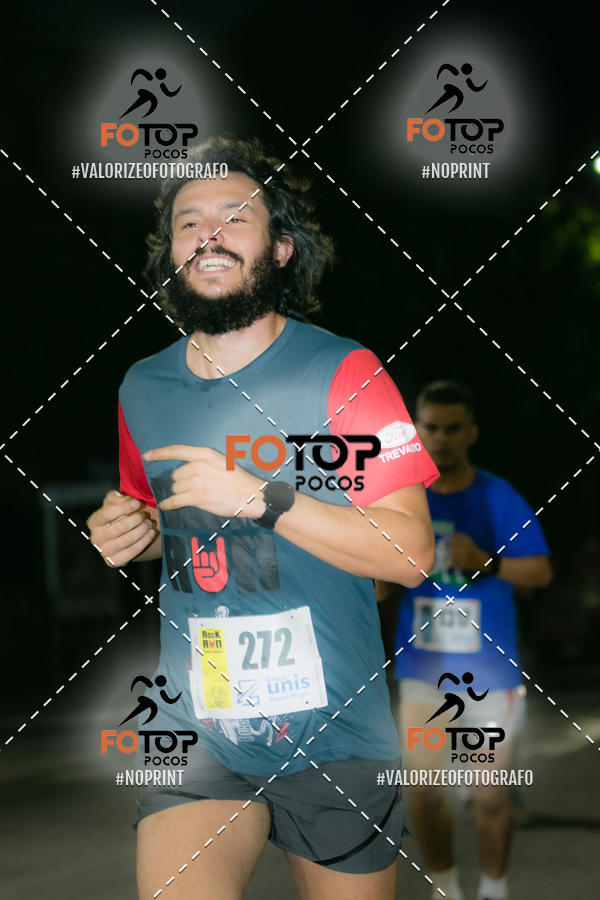 Buy your photos of the eventPA Rock Run - Corrida Noturna on Fotop