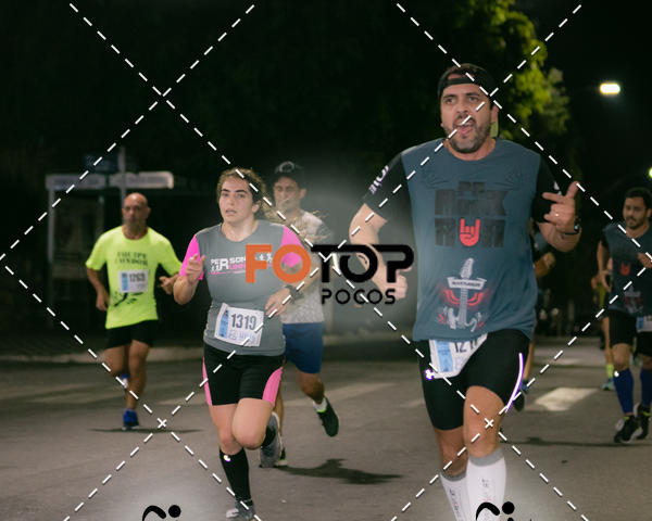 Buy your photos of the eventPA Rock Run - Corrida Noturna on Fotop