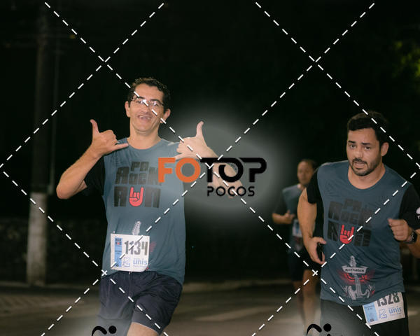 Buy your photos of the eventPA Rock Run - Corrida Noturna on Fotop