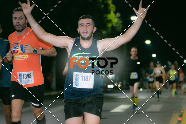 Buy your photos of the eventPA Rock Run - Corrida Noturna on Fotop
