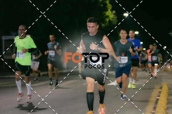 Buy your photos of the eventPA Rock Run - Corrida Noturna on Fotop