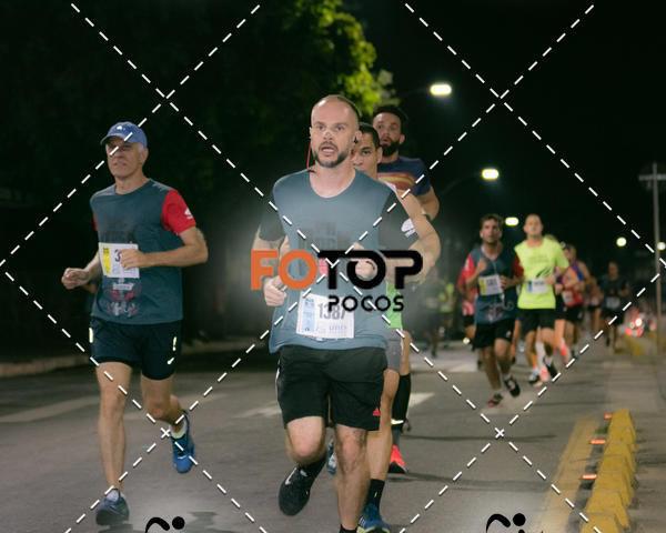 Buy your photos of the eventPA Rock Run - Corrida Noturna on Fotop