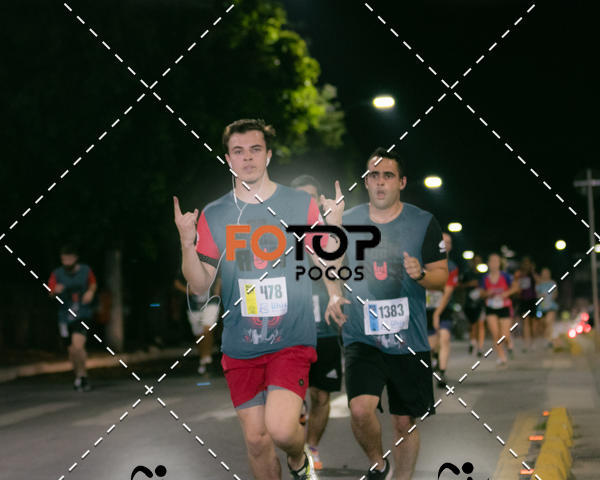 Buy your photos of the eventPA Rock Run - Corrida Noturna on Fotop