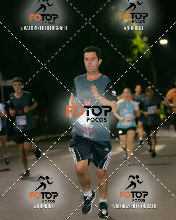 Buy your photos of the eventPA Rock Run - Corrida Noturna on Fotop