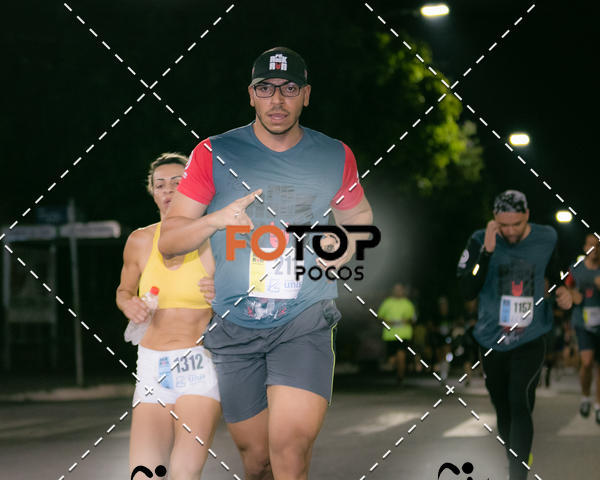 Buy your photos of the eventPA Rock Run - Corrida Noturna on Fotop