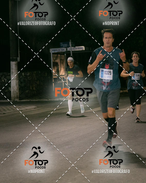 Buy your photos of the eventPA Rock Run - Corrida Noturna on Fotop