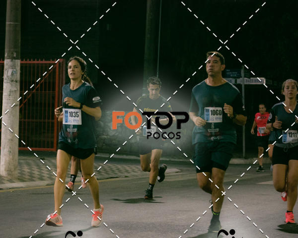 Buy your photos of the eventPA Rock Run - Corrida Noturna on Fotop