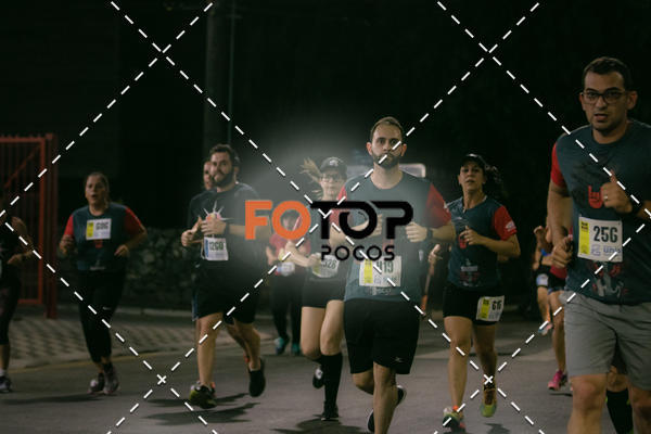 Buy your photos of the eventPA Rock Run - Corrida Noturna on Fotop