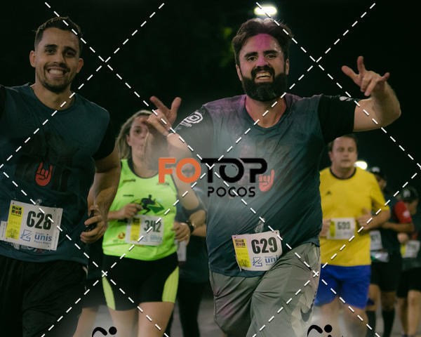 Buy your photos of the eventPA Rock Run - Corrida Noturna on Fotop