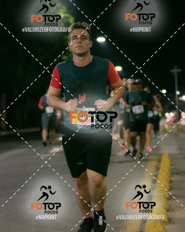 Buy your photos of the eventPA Rock Run - Corrida Noturna on Fotop