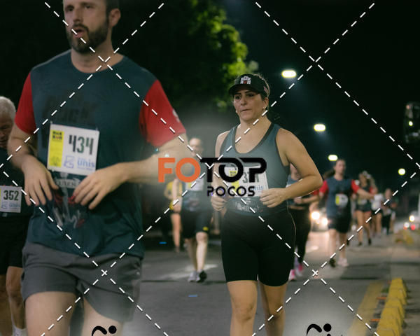 Buy your photos of the eventPA Rock Run - Corrida Noturna on Fotop