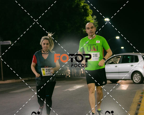 Buy your photos of the eventPA Rock Run - Corrida Noturna on Fotop