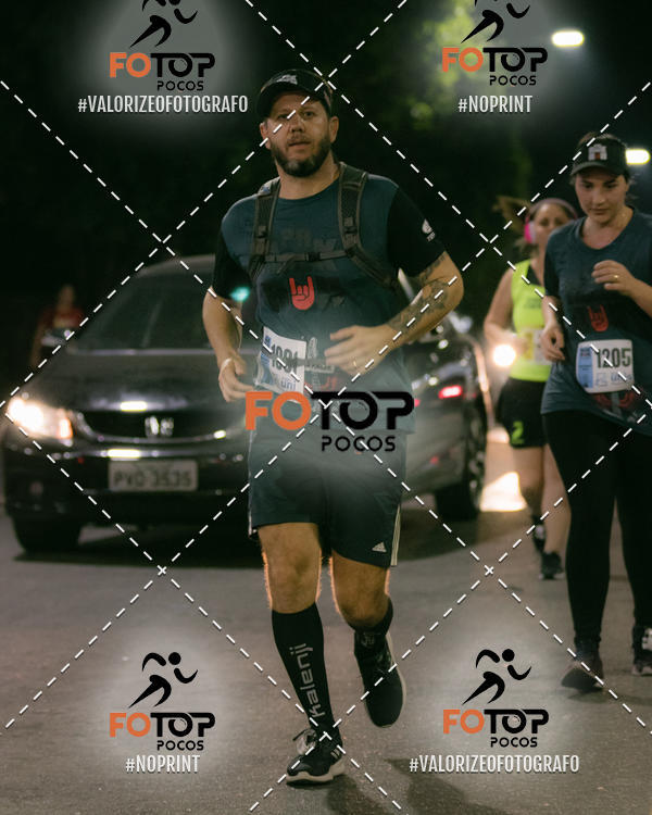 Buy your photos of the eventPA Rock Run - Corrida Noturna on Fotop