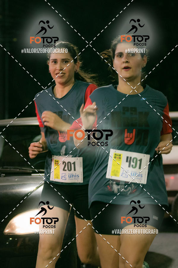 Buy your photos of the eventPA Rock Run - Corrida Noturna on Fotop