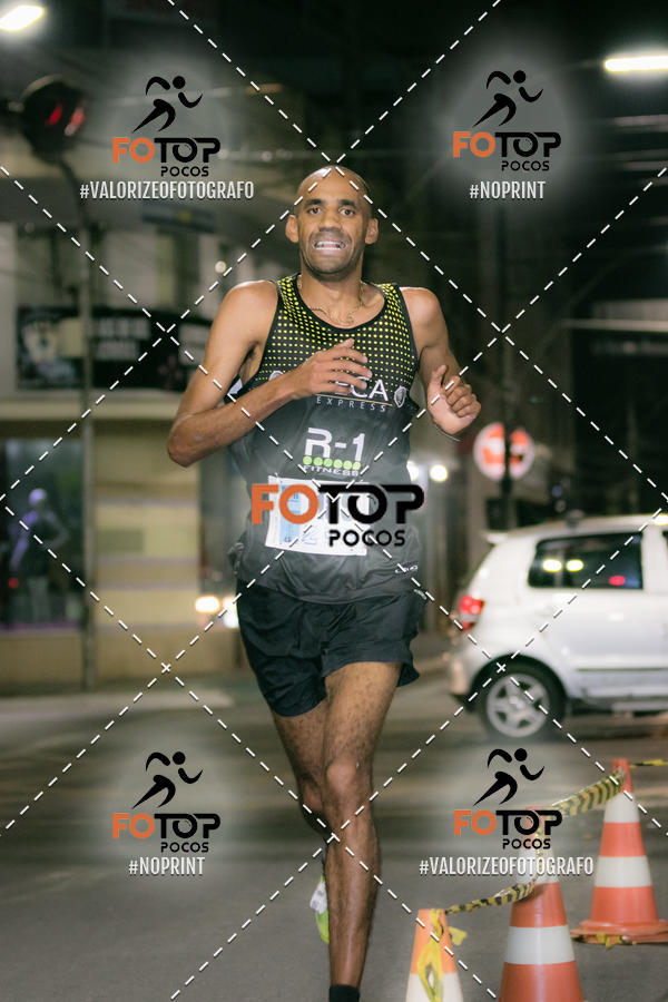Buy your photos of the eventPA Rock Run - Corrida Noturna on Fotop