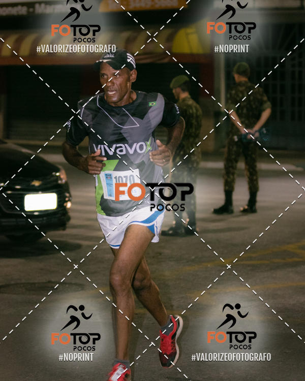 Buy your photos of the eventPA Rock Run - Corrida Noturna on Fotop