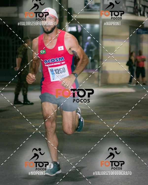 Buy your photos of the eventPA Rock Run - Corrida Noturna on Fotop