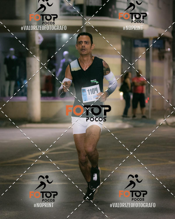 Buy your photos of the eventPA Rock Run - Corrida Noturna on Fotop