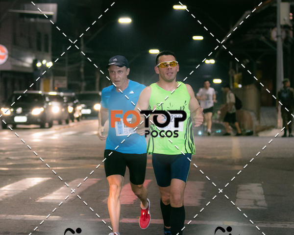 Buy your photos of the eventPA Rock Run - Corrida Noturna on Fotop
