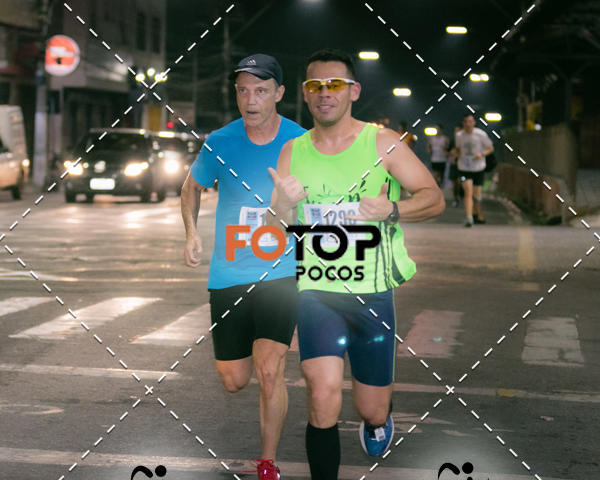 Buy your photos of the eventPA Rock Run - Corrida Noturna on Fotop