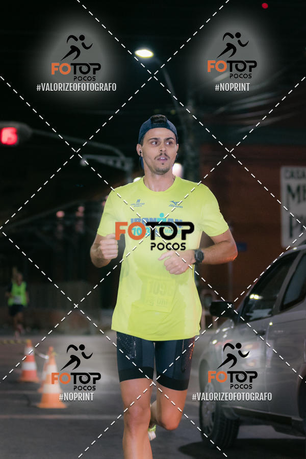 Buy your photos of the eventPA Rock Run - Corrida Noturna on Fotop