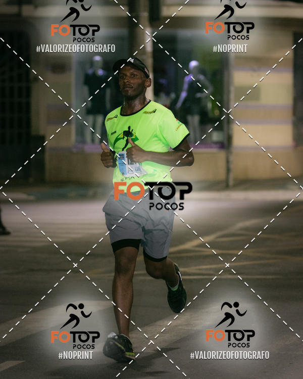 Buy your photos of the eventPA Rock Run - Corrida Noturna on Fotop
