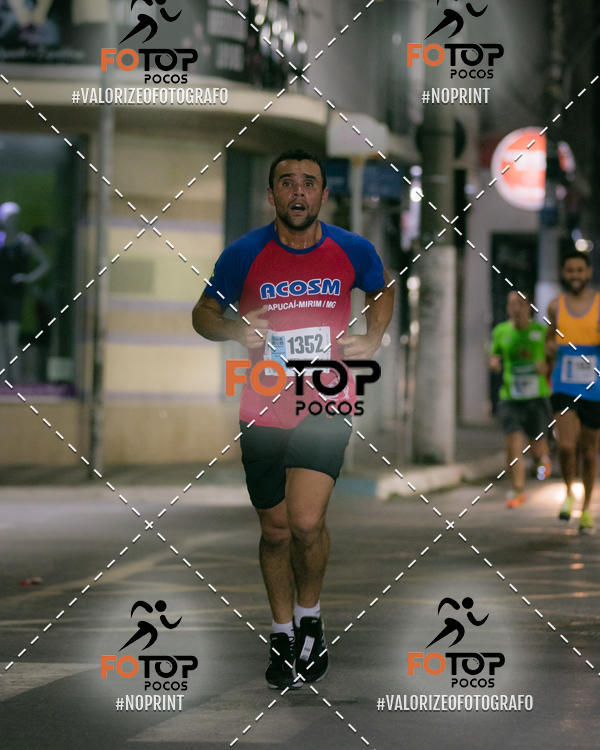 Buy your photos of the eventPA Rock Run - Corrida Noturna on Fotop